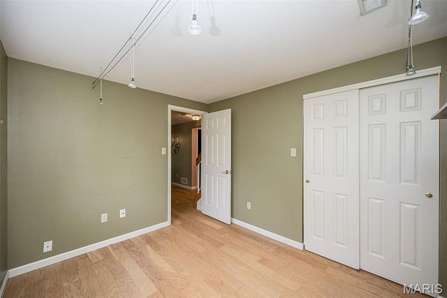 1706 Ridgeview Circle Drive, Ballwin, MO 63021