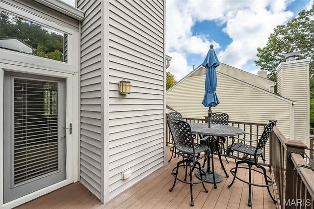 1706 Ridgeview Circle Drive, Ballwin, MO 63021