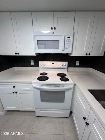2690 N 43RD Avenue C, Phoenix, AZ 85009