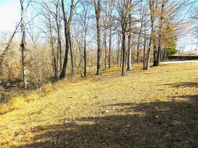 N Hilltop Circle, Rogers, AR 72756