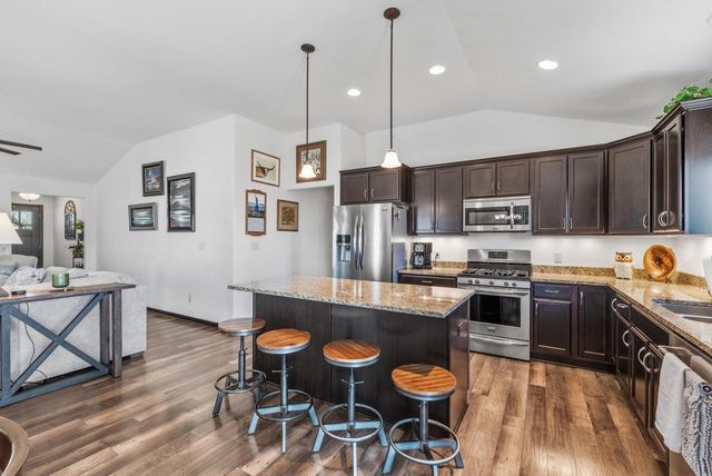 251 Indigo DRIVE, Port Washington, WI 53074