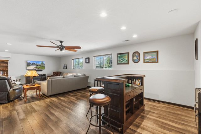 251 Indigo DRIVE, Port Washington, WI 53074