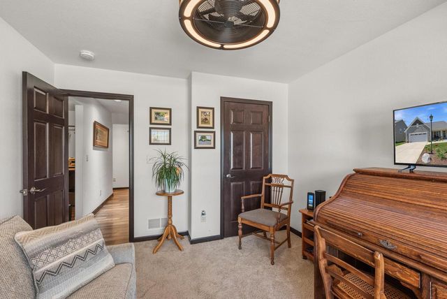 251 Indigo DRIVE, Port Washington, WI 53074