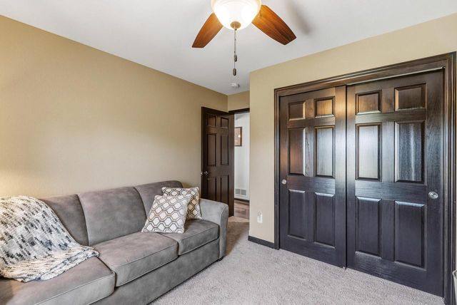 251 Indigo DRIVE, Port Washington, WI 53074
