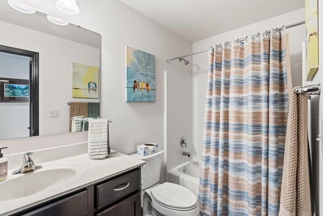 251 Indigo DRIVE, Port Washington, WI 53074
