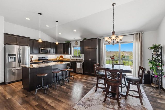 251 Indigo DRIVE, Port Washington, WI 53074