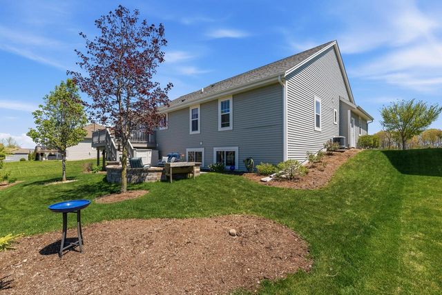 251 Indigo DRIVE, Port Washington, WI 53074