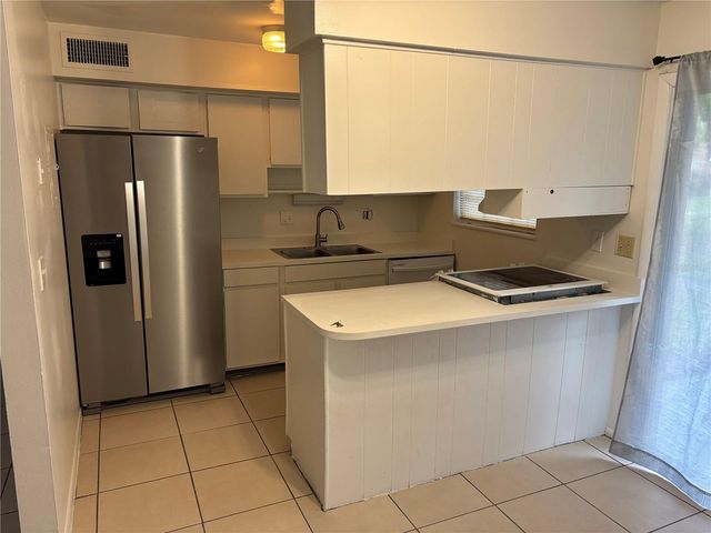 5325 CURRY FORD ROAD H101, Orlando, FL 32812