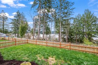 51 E Sullivan Street, Allyn, WA 98524