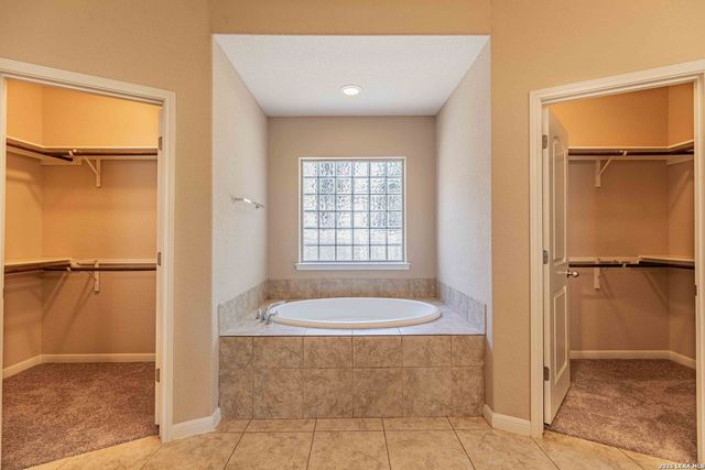 8730 POPPY HLS, Boerne, TX 78015