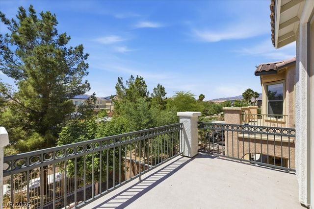 7025 Puetollano Drive, North Las Vegas, NV 89084
