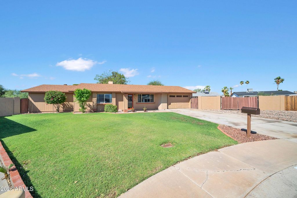 3144 W MICHELLE Drive, Phoenix, AZ 85053 — exterior
