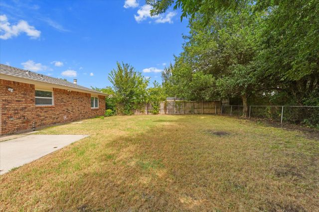 1317 California Trail, Grand Prairie, TX 75052