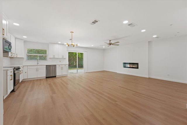1317 California Trail, Grand Prairie, TX 75052