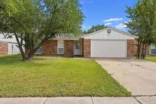 1317 California Trail, Grand Prairie, TX 75052
