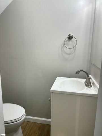 2530 E North Street Unit 8L, Greenville, SC 29615