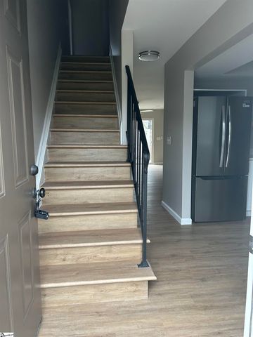 2530 E North Street Unit 8L, Greenville, SC 29615