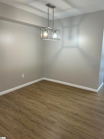 2530 E North Street Unit 8L, Greenville, SC 29615