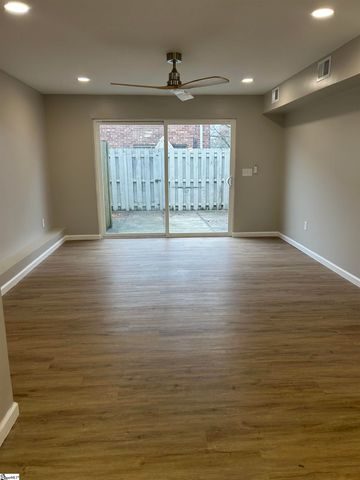 2530 E North Street Unit 8L, Greenville, SC 29615