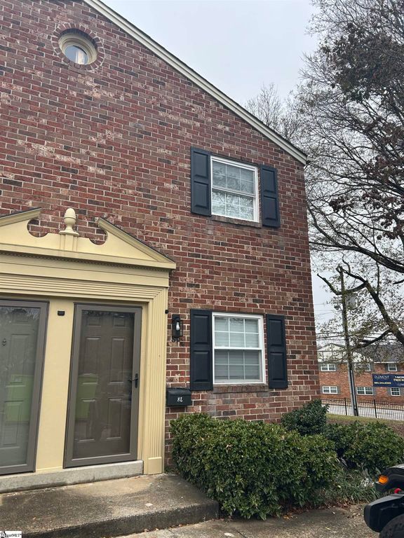 2530 E North Street Unit 8L, Greenville, SC 29615