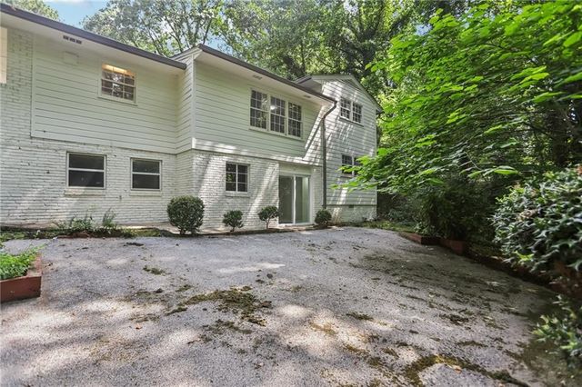 2436 Ovidia Circle, Atlanta, GA 30311