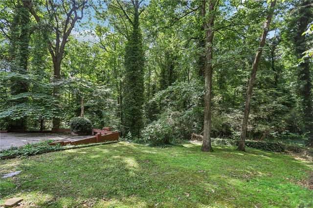 2436 Ovidia Circle, Atlanta, GA 30311