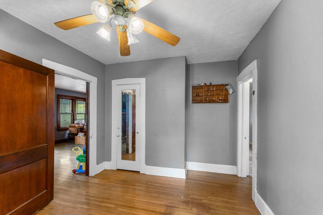 937 South Fremont Avenue, Springfield, MO 65804