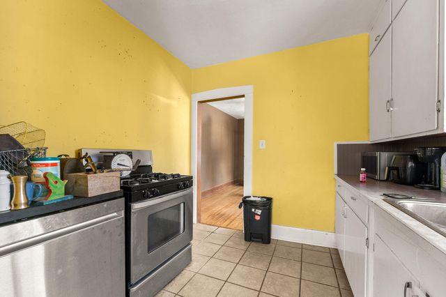 937 South Fremont Avenue, Springfield, MO 65804