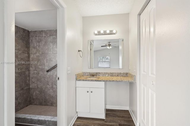 3789 Mil Pond Ct, Green Acres, FL 33463