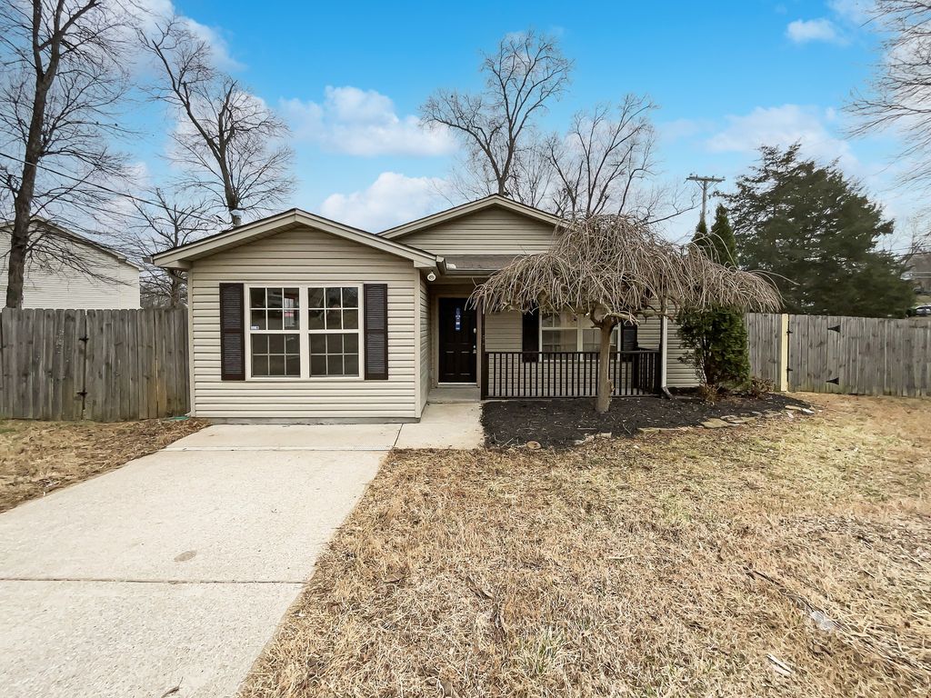 1002 Dwayne Ct, La Vergne, TN 37086