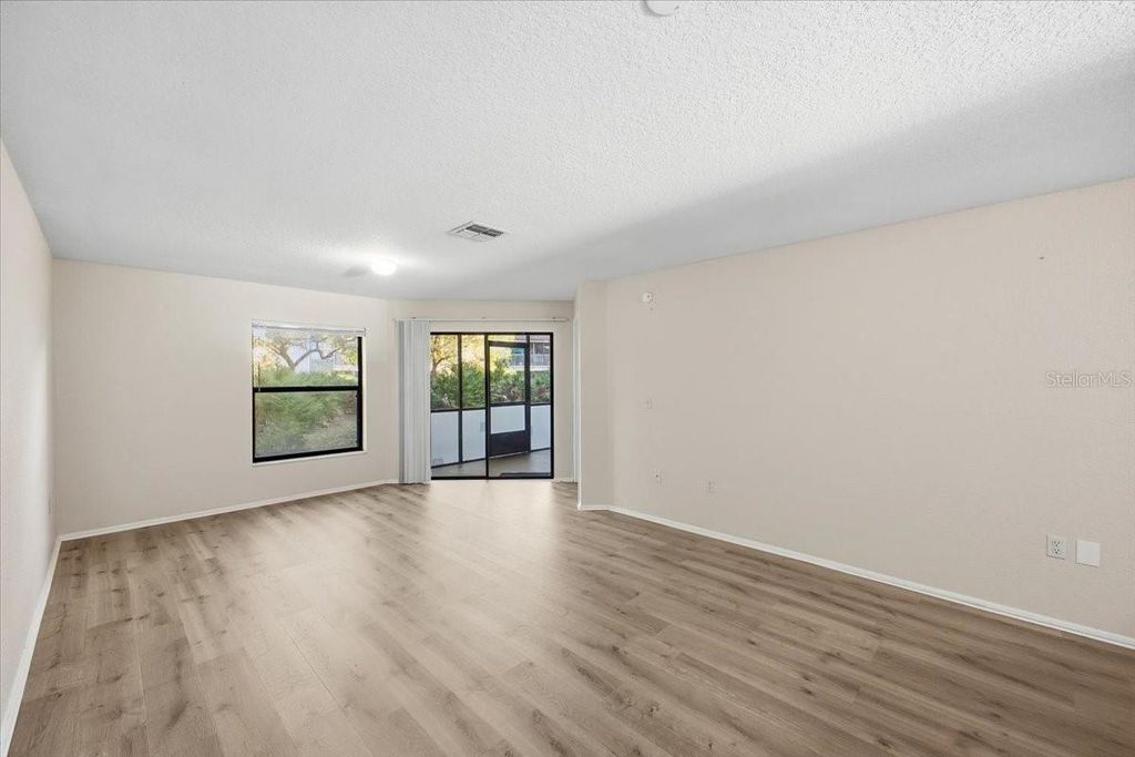 Image 14 of property listing at 7764 SUGAR BEND DRIVE 7764, Orlando, FL 32819