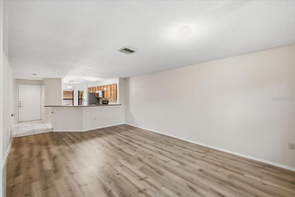 Image 18 of property listing at 7764 SUGAR BEND DRIVE 7764, Orlando, FL 32819