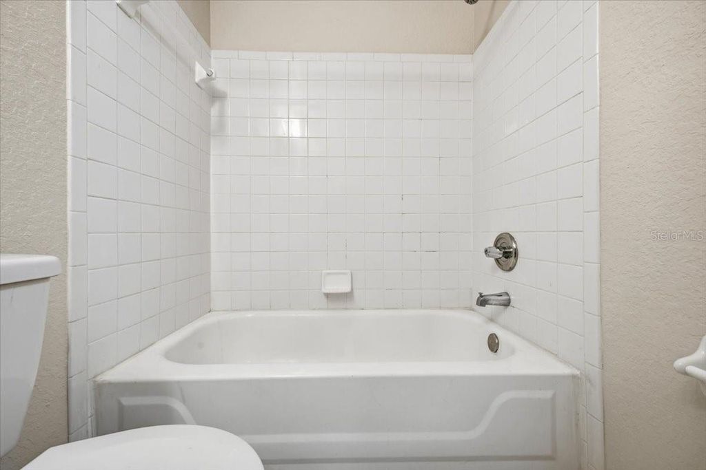 Image 32 of property listing at 7764 SUGAR BEND DRIVE 7764, Orlando, FL 32819