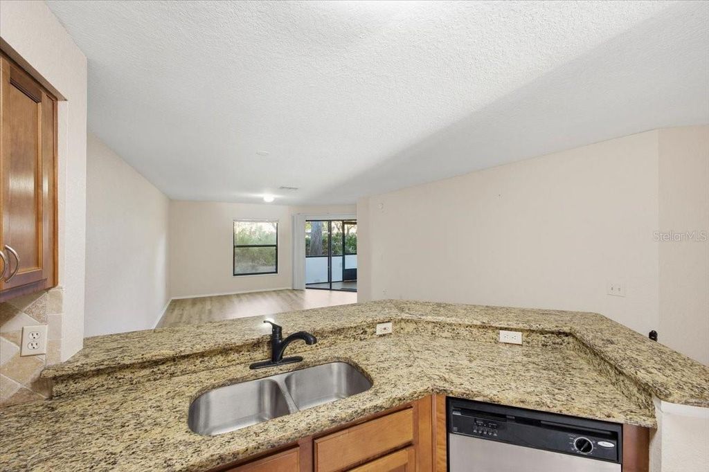 Image 10 of property listing at 7764 SUGAR BEND DRIVE 7764, Orlando, FL 32819