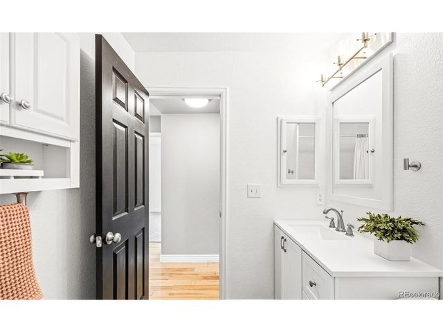 8144 S Memphis Way, Englewood, CO 80112