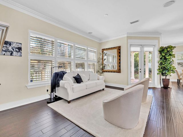 4586 Woodwind Drive, Destin, FL 32541