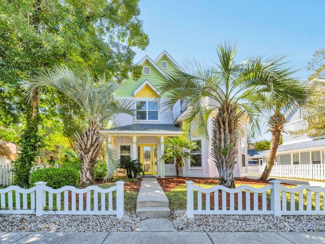 4586 Woodwind Drive, Destin, FL 32541