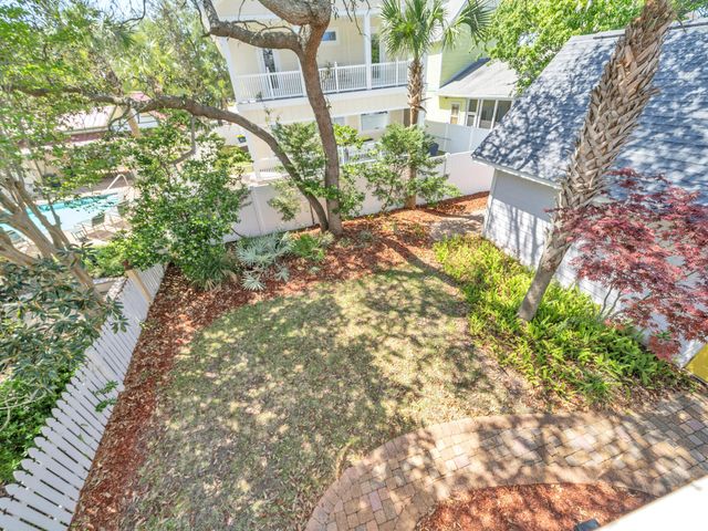 4586 Woodwind Drive, Destin, FL 32541
