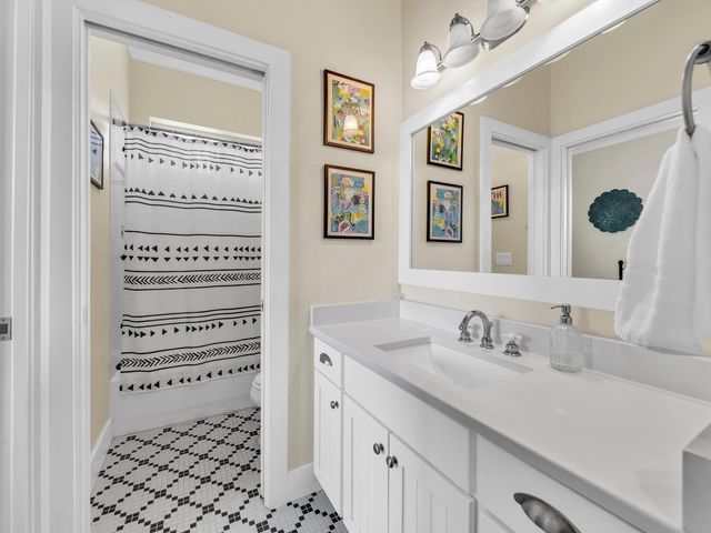 4586 Woodwind Drive, Destin, FL 32541
