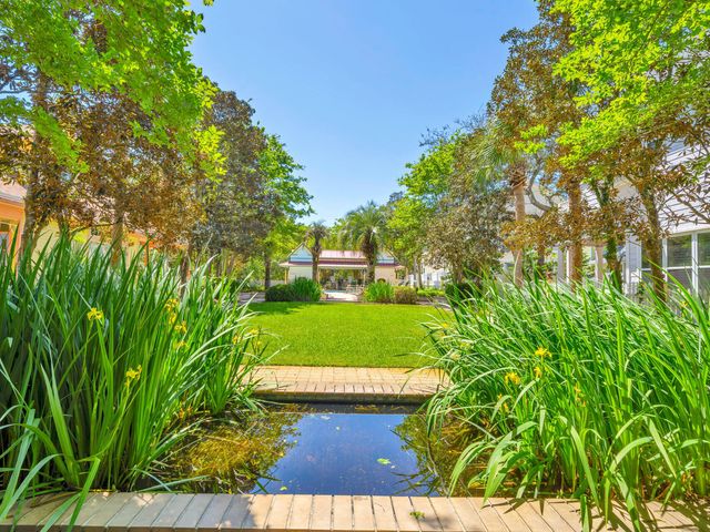 4586 Woodwind Drive, Destin, FL 32541