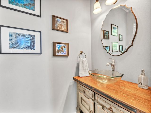 4586 Woodwind Drive, Destin, FL 32541