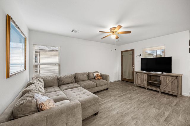 16842 N N Marie Village Drive, Conroe, TX 77306