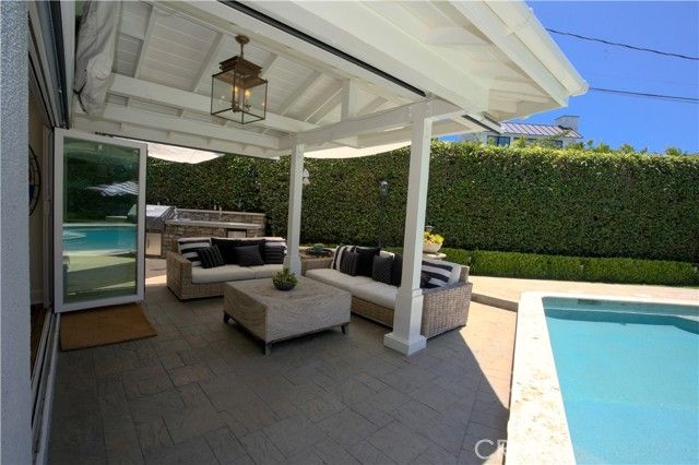 1736 Bayport Way, Newport Beach, CA 92660