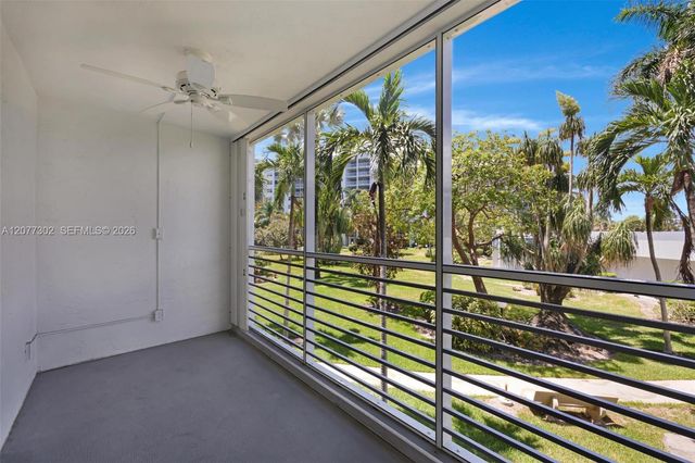 2731 NE 14th St Causeway 232, Pompano Beach, FL 33062