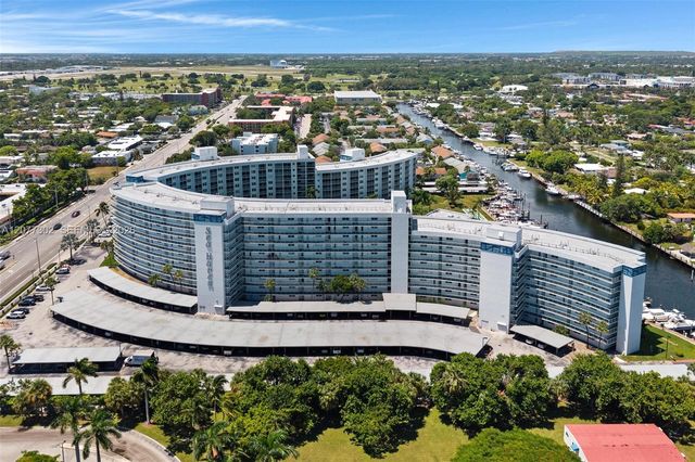 2731 NE 14th St Causeway 232, Pompano Beach, FL 33062