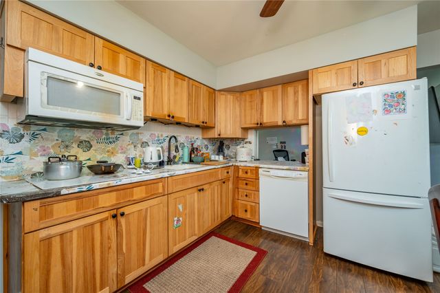 6501 Madison Avenue, Urbandale, IA 50322
