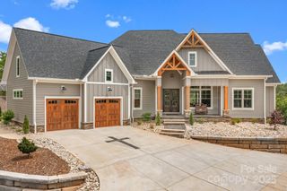 5360 Low Country Road, Lenoir, NC 28645