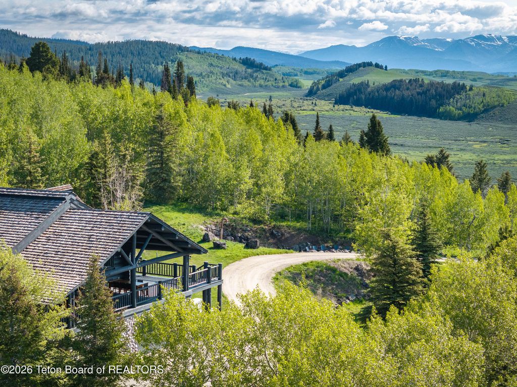 101 MINER CREEK Road, Bondurant, WY 82922
