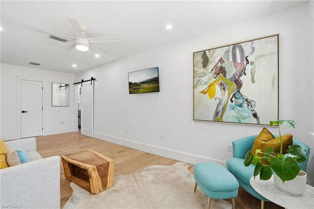 6260 Waxmyrtle WAY, Naples, FL 34109