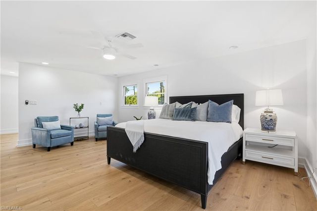 6260 Waxmyrtle WAY, Naples, FL 34109